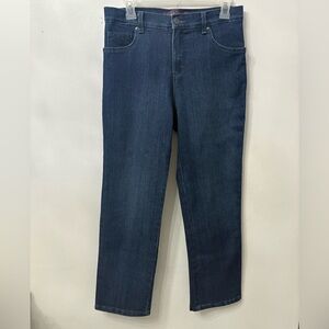 Gloria Vanderbilt Women’s Size 6P Amanda Petite Blue Jeans Length 36”